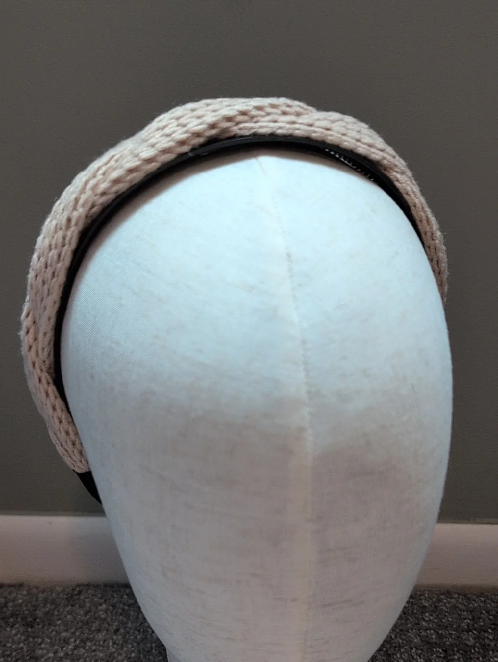 Knitted Twist Tan and Black Headband